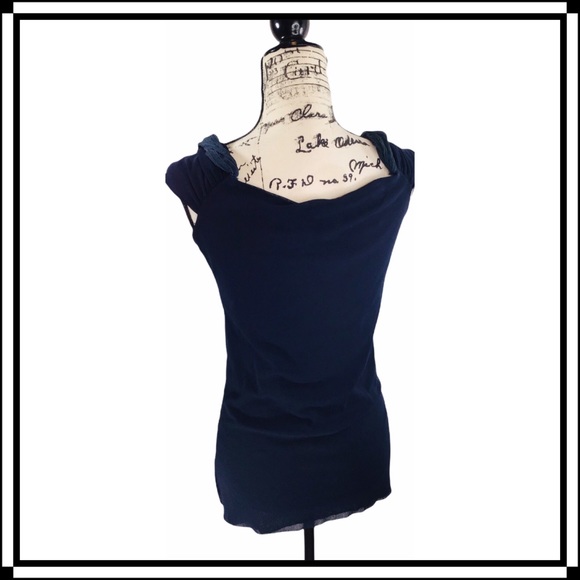 D. Exterior - Italian Made Sleeveless Top with Twisted Raffia Neckline - XL - Picture 12 of 13